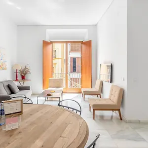 2* Appart hôtel Numa Molina