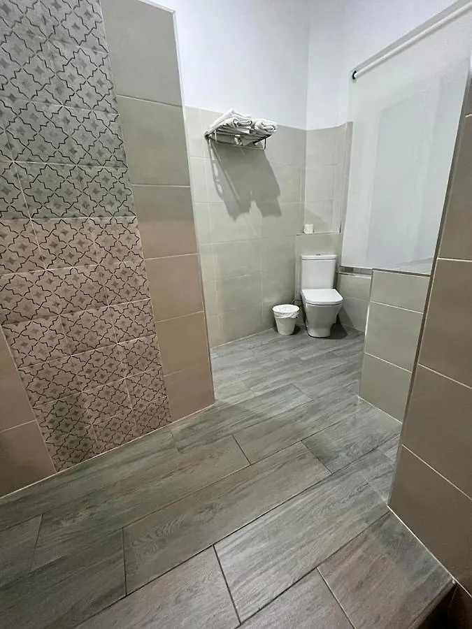 Guest house Pension Bienvenido Seville